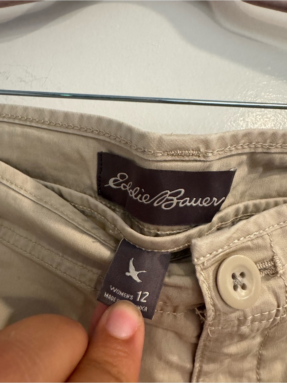 Eddie Bauer Tan Flat-Front Cotton Shorts Size 12 - Picture 3 of 6